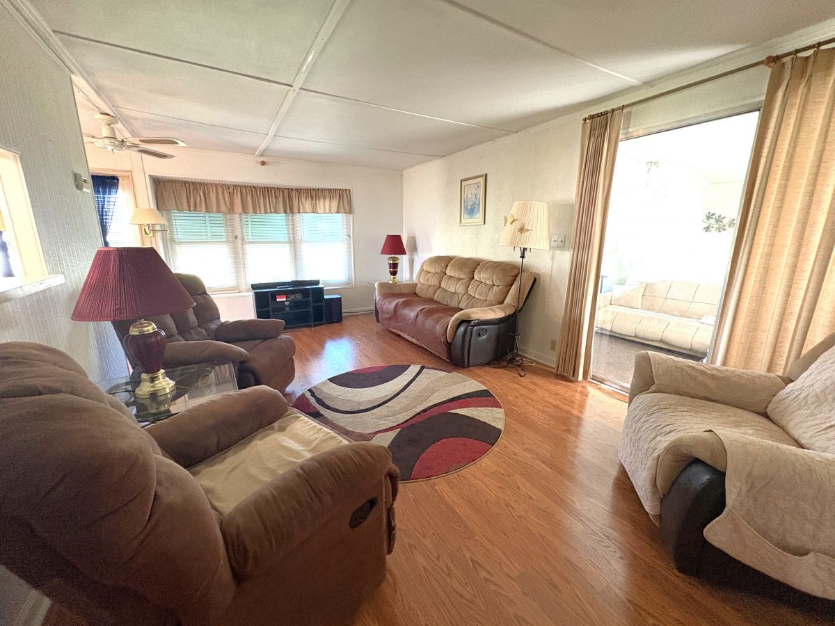 2552 NE Turner Ave #0079
