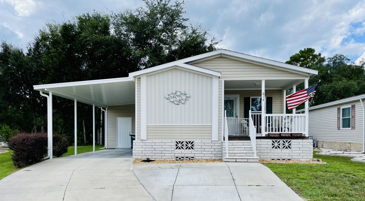 614 S Crooked Tree Path