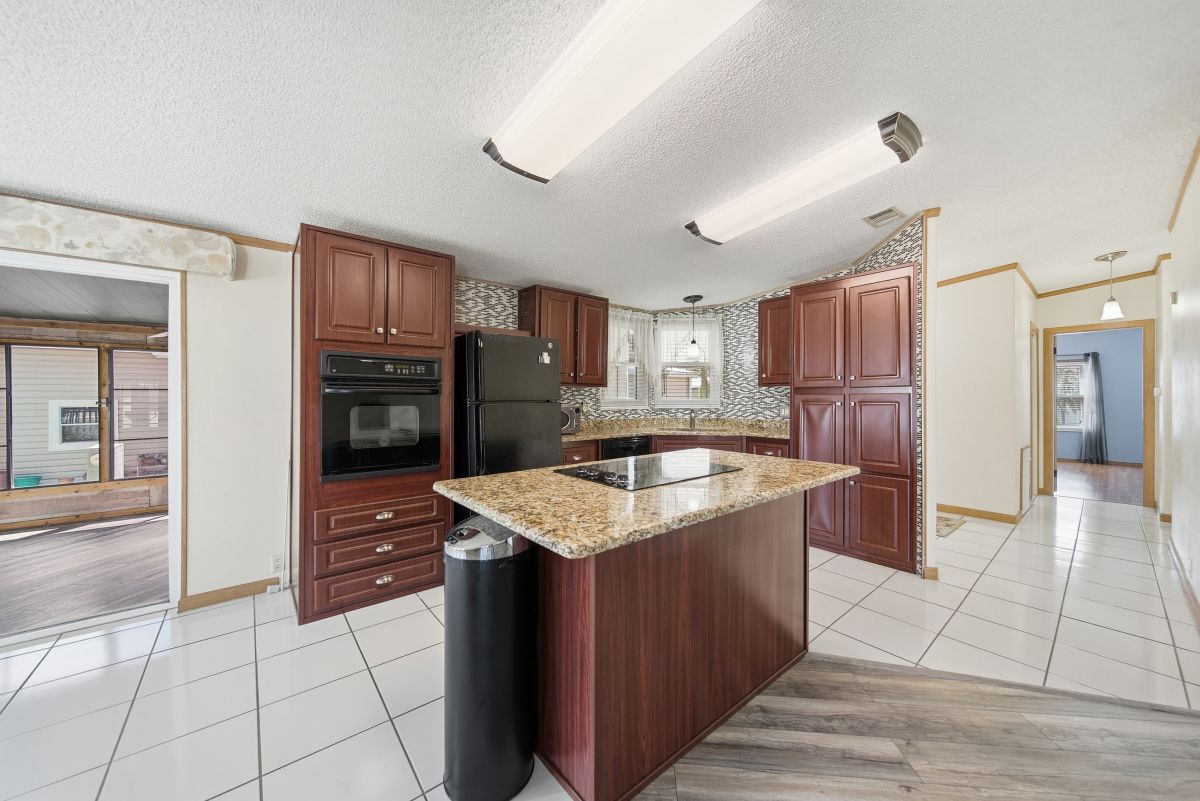 3000 US HWY 17/92 W, LOT #292