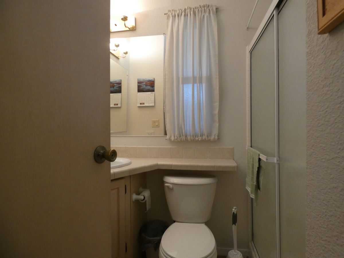 1110 North Henness Road, Site 1646