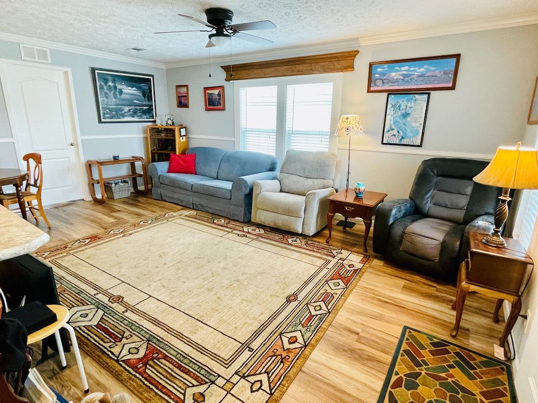 614 S Crooked Tree Path