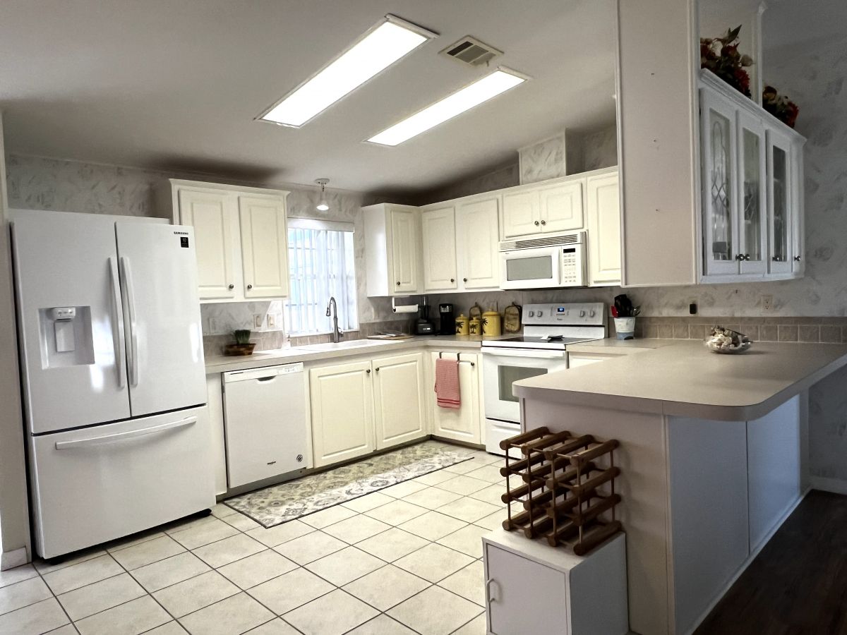 29200 S. Jones Loop Road #536