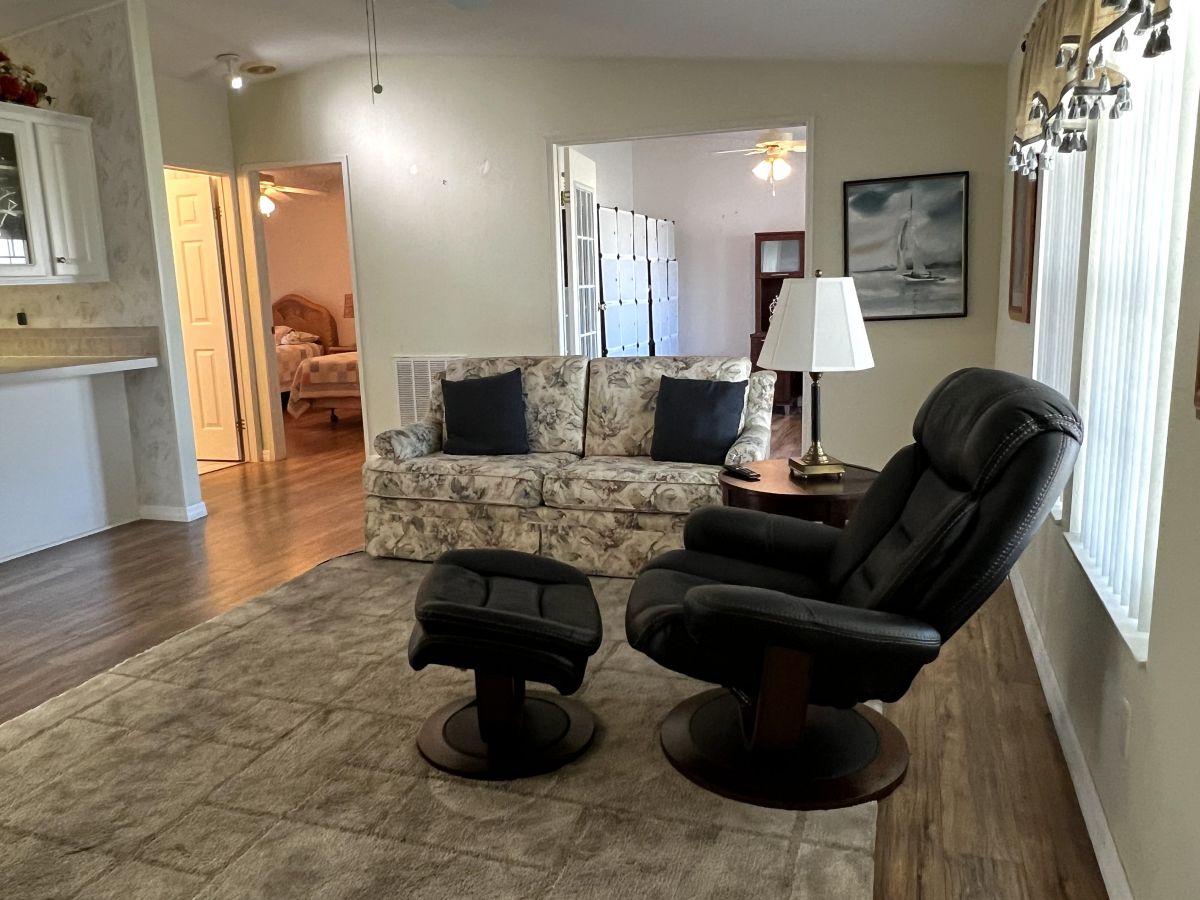 29200 S. Jones Loop Road #536