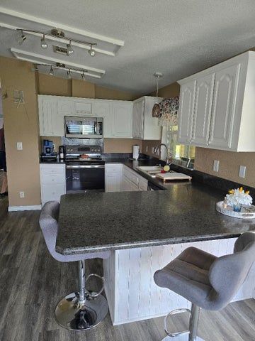 337 Seahorse Terrace