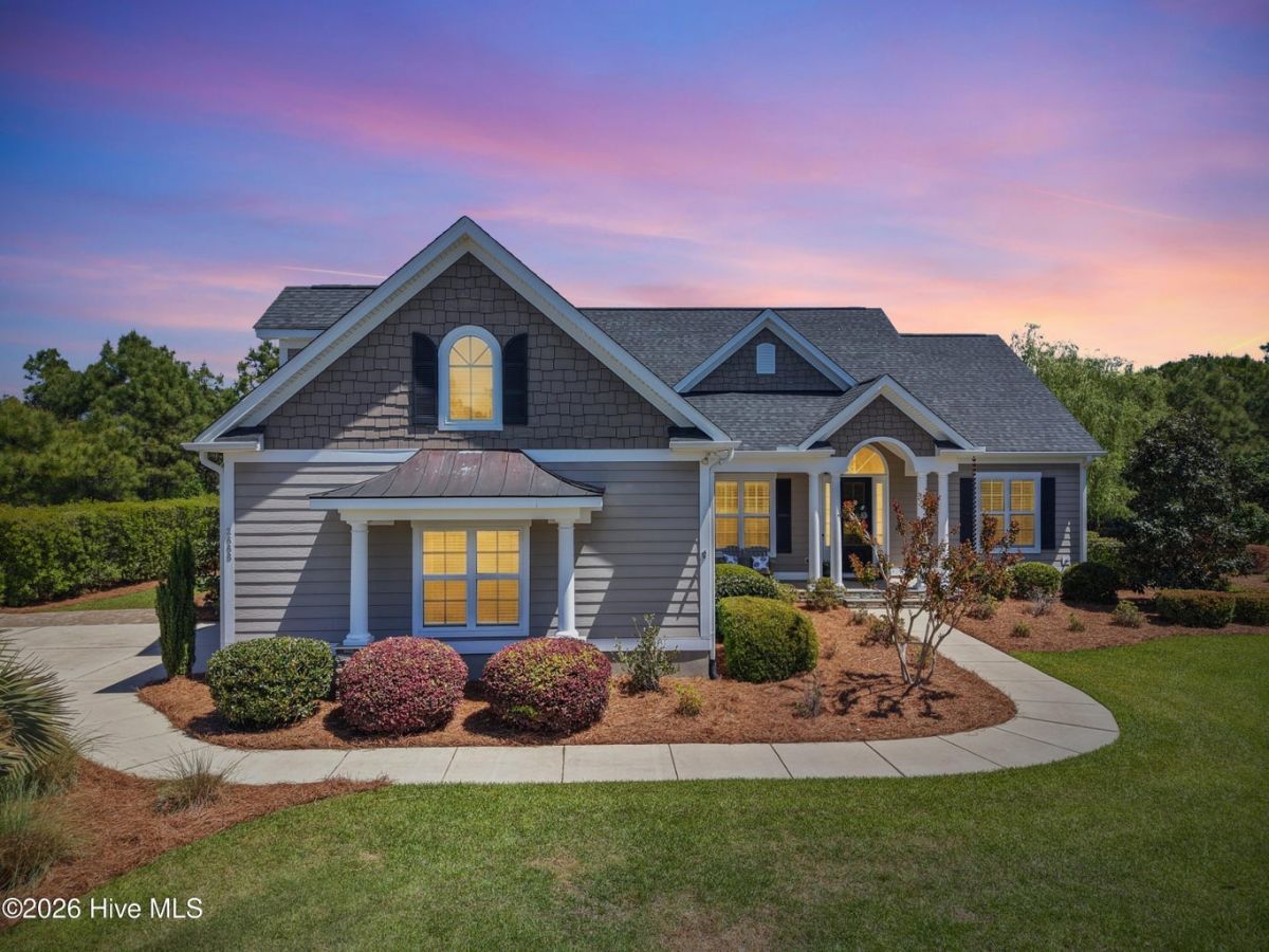 3668 Holly Harbor Drive