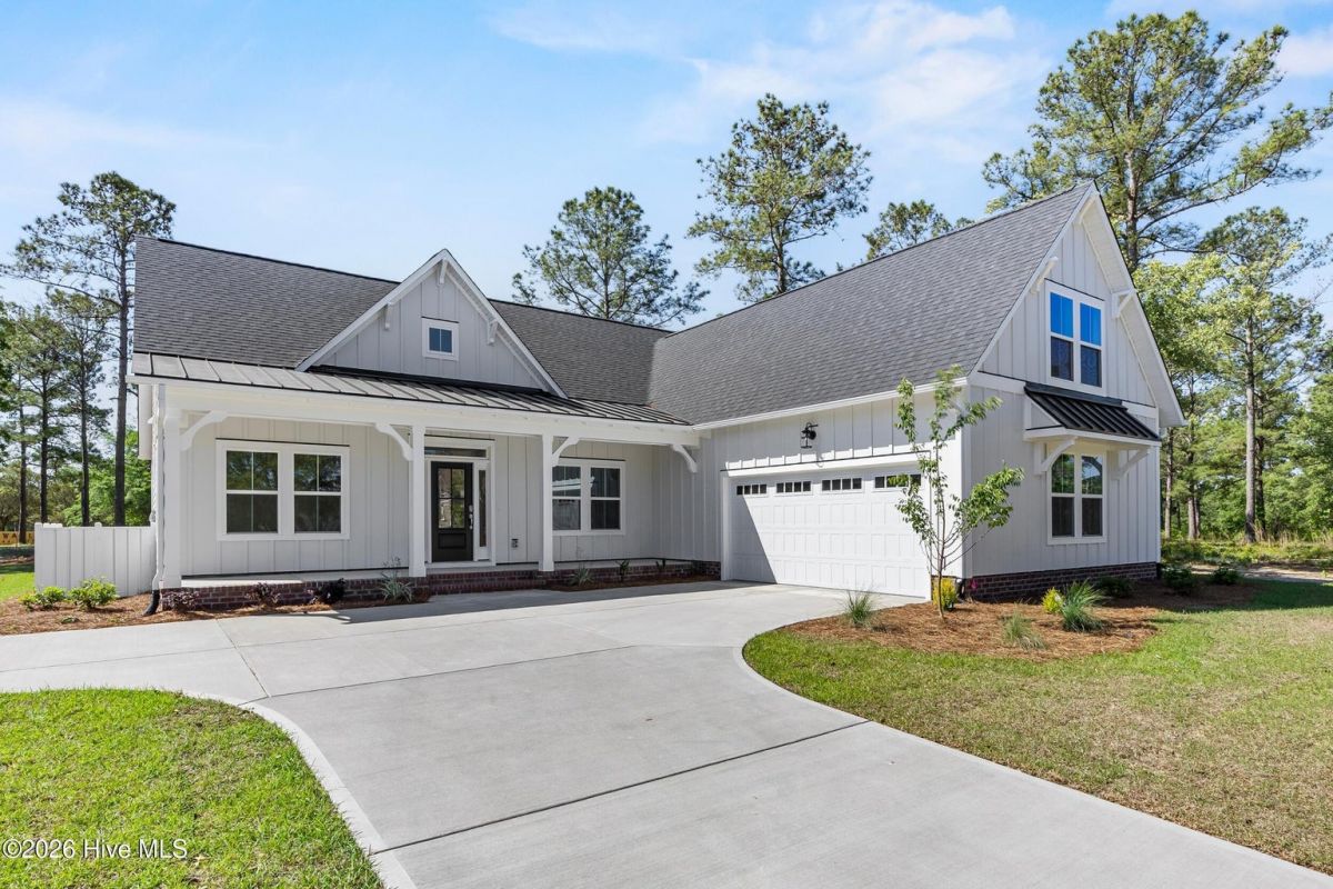 7533 Donegal Circle