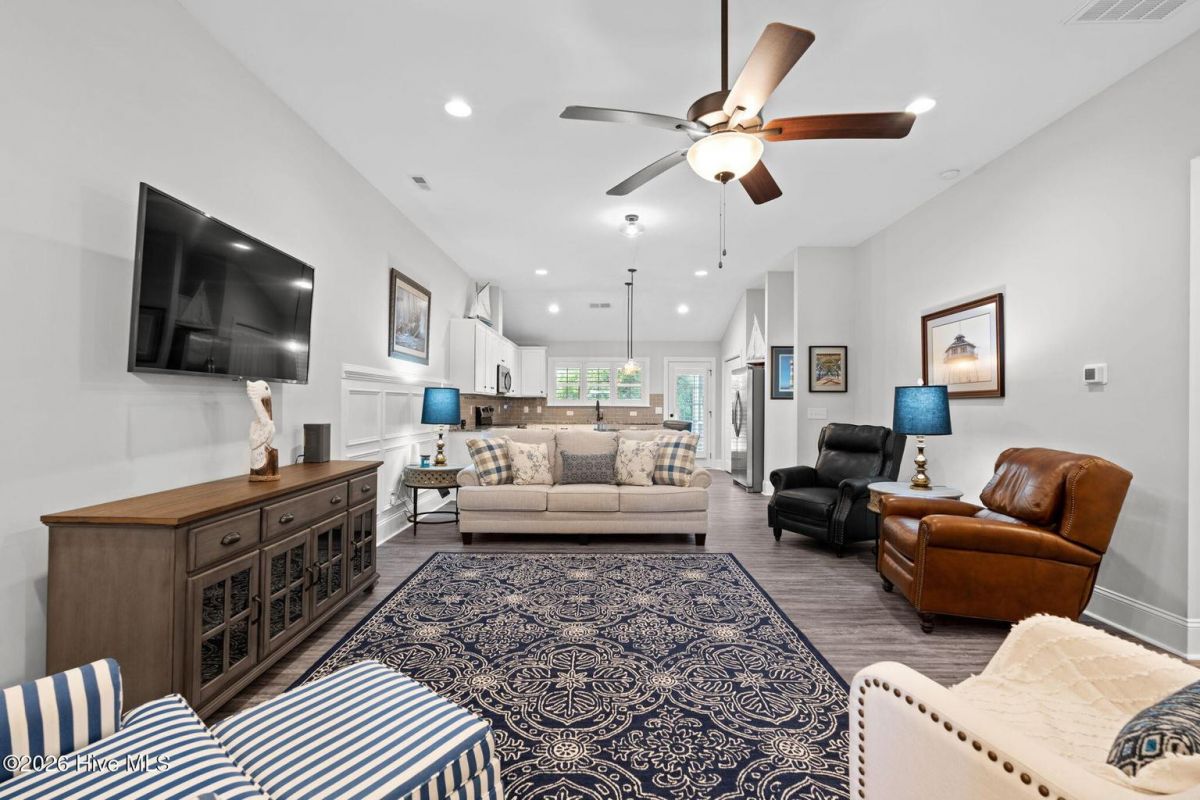 1296 Marsilio Lane