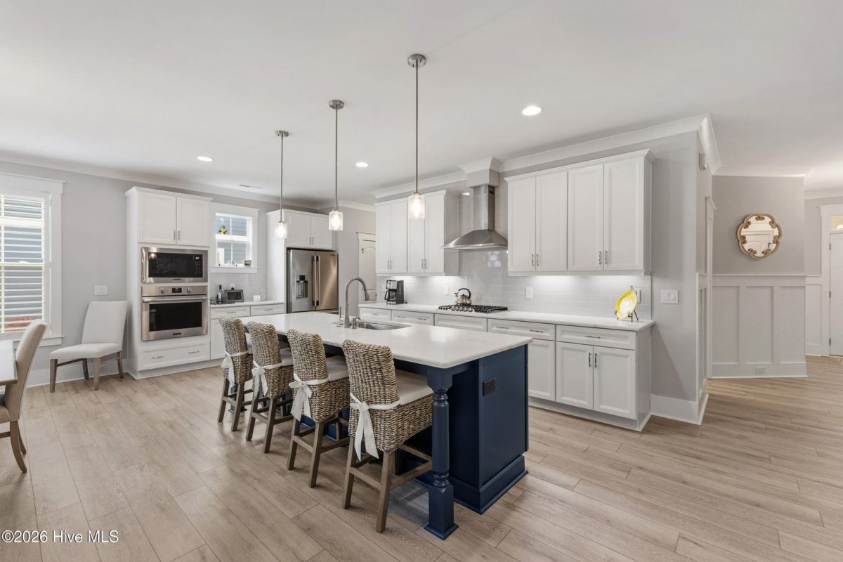 2165 Palm Pointe