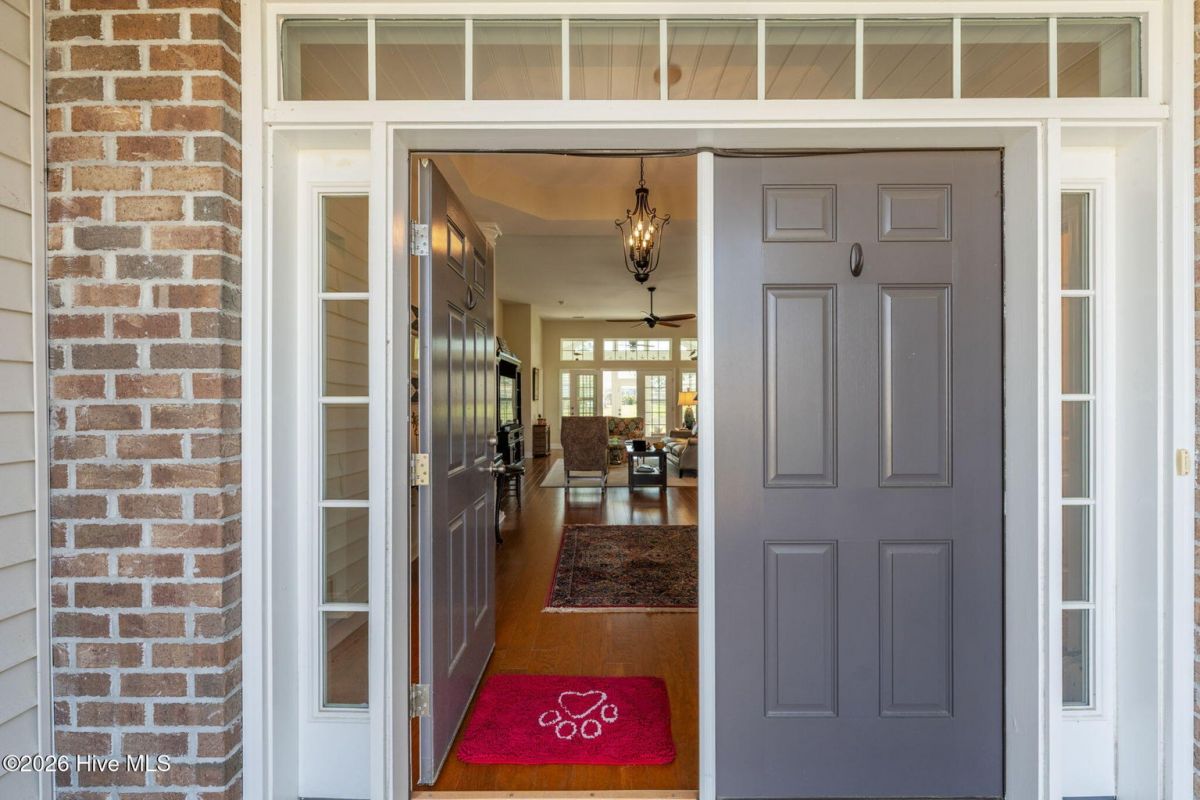 271 Cable Lake Circle