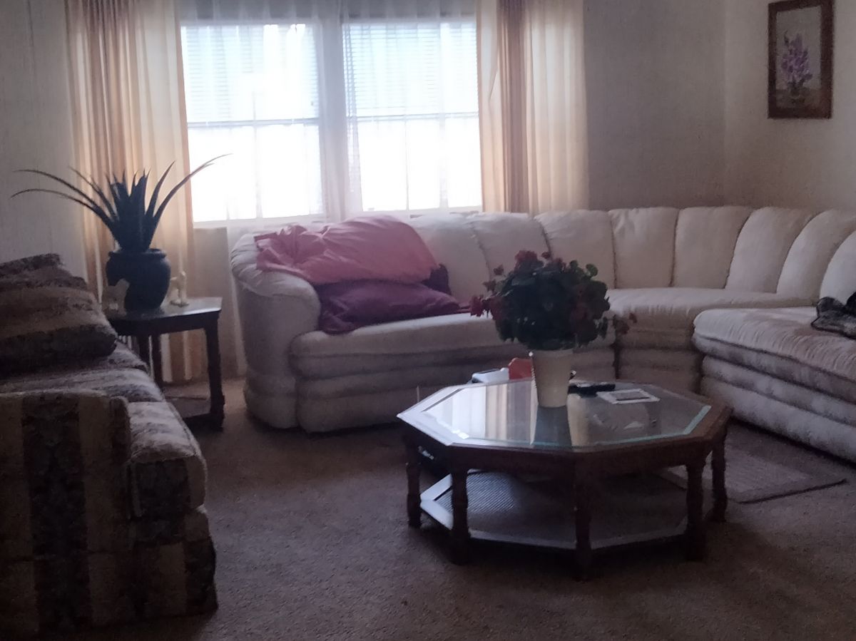 15438 LAKESHORE VILLA CIRCLE