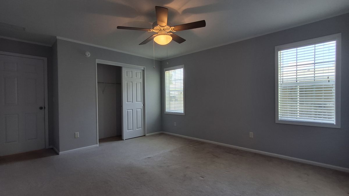 3000 US HWY 17/92 W LOT #582