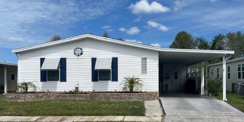 145 Palm Blvd