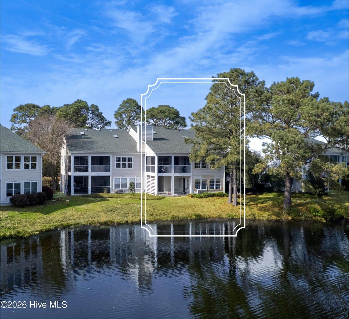 3125 Lakeside Commons Drive