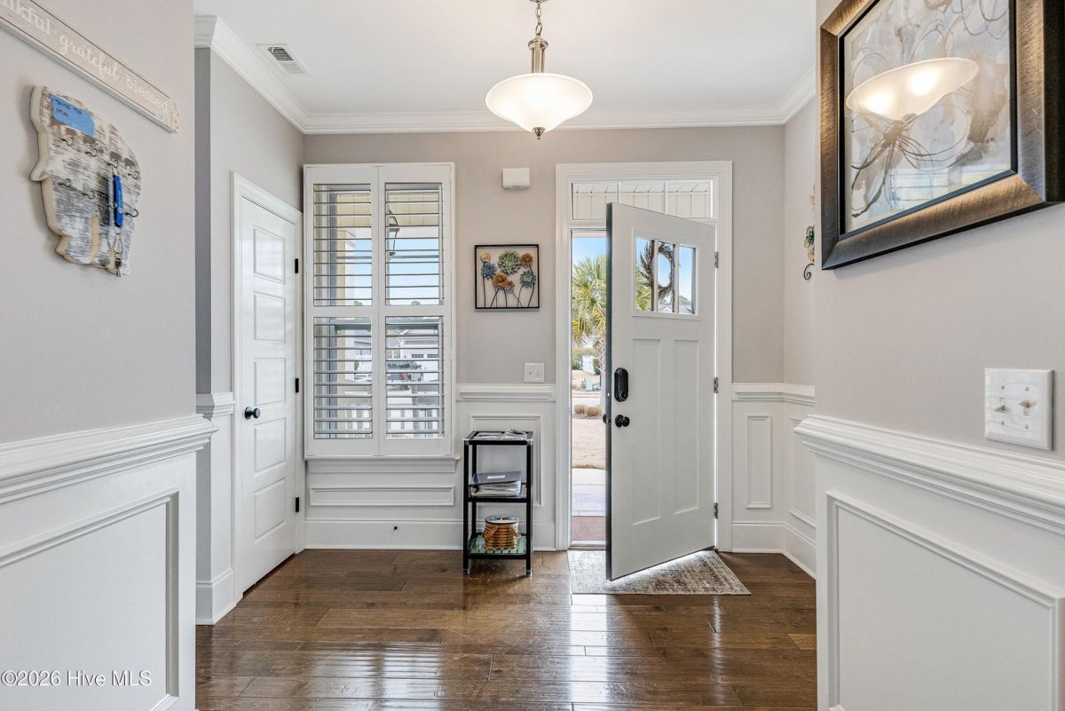 1386 Arot Court