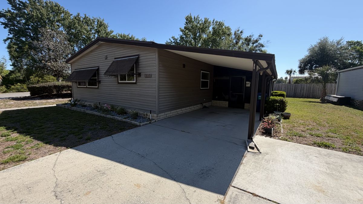 7085 W Lincolnshire Drive