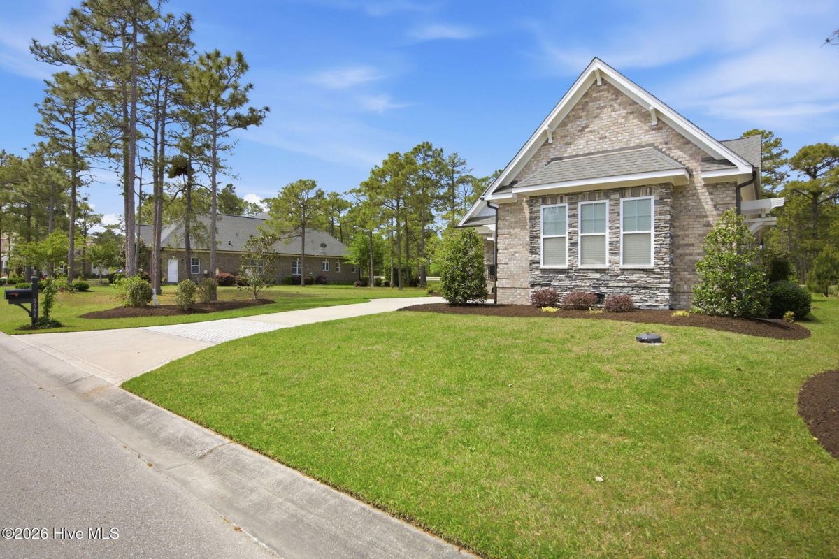 6661 Summerhill Glen
