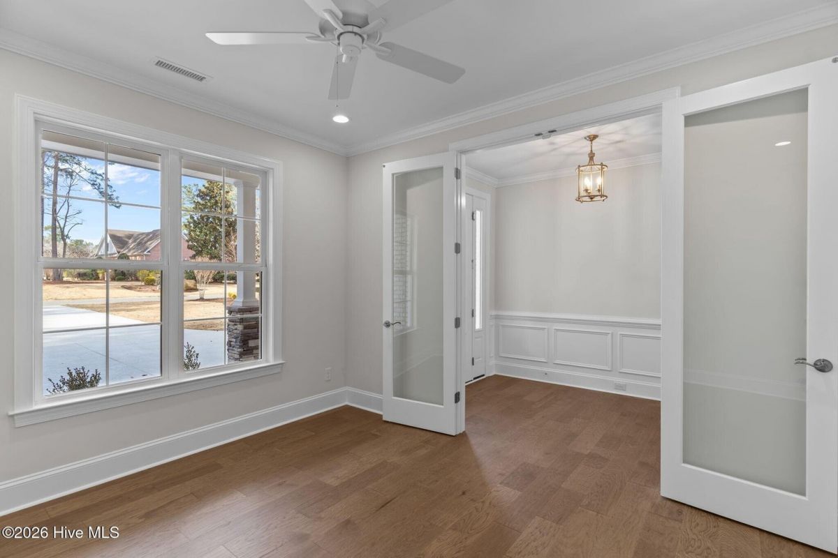584 Morely Circle