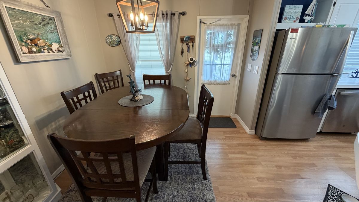 7085 W Lincolnshire Drive