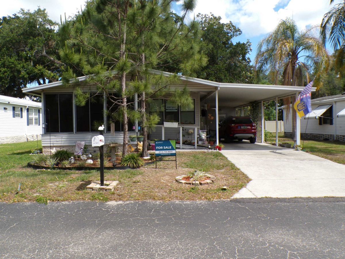 420 Magnolia Hill Dr