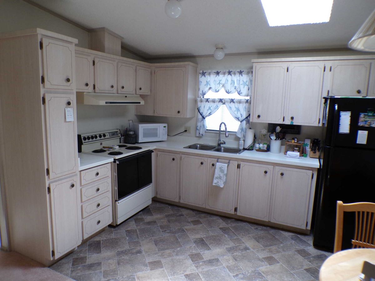 420 Magnolia Hill Dr