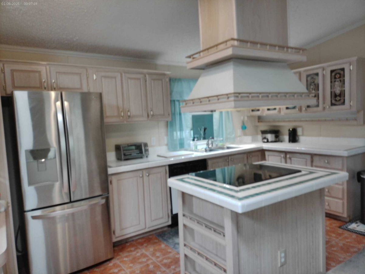 7112 Pan American Fwy NE #43