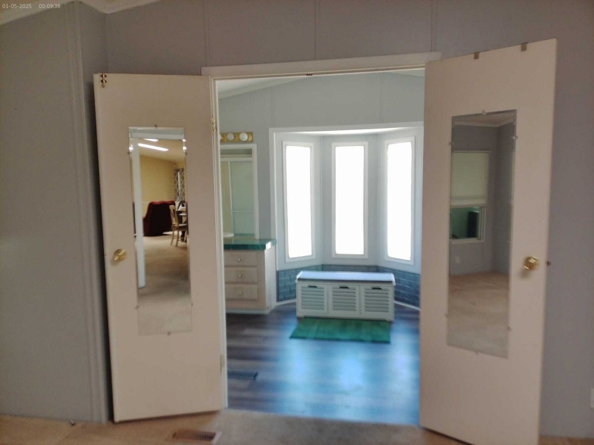 7112 Pan American Fwy NE #43