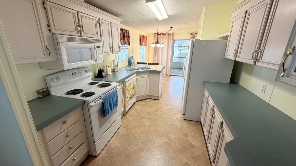 6872 W Rushport Lane