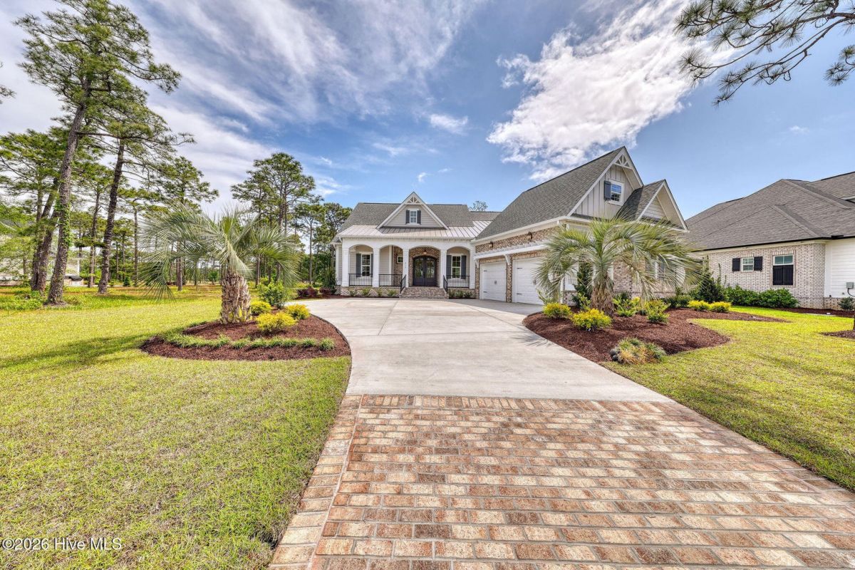 612 Barrington Place