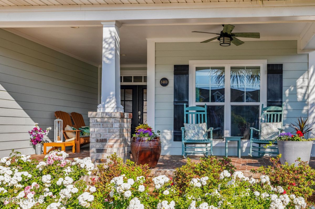 8469 Oak Abbey Trail