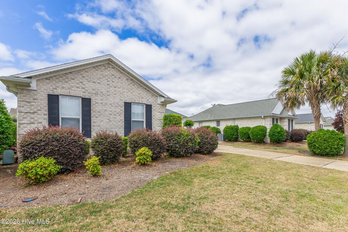 1124 Garden Club Way