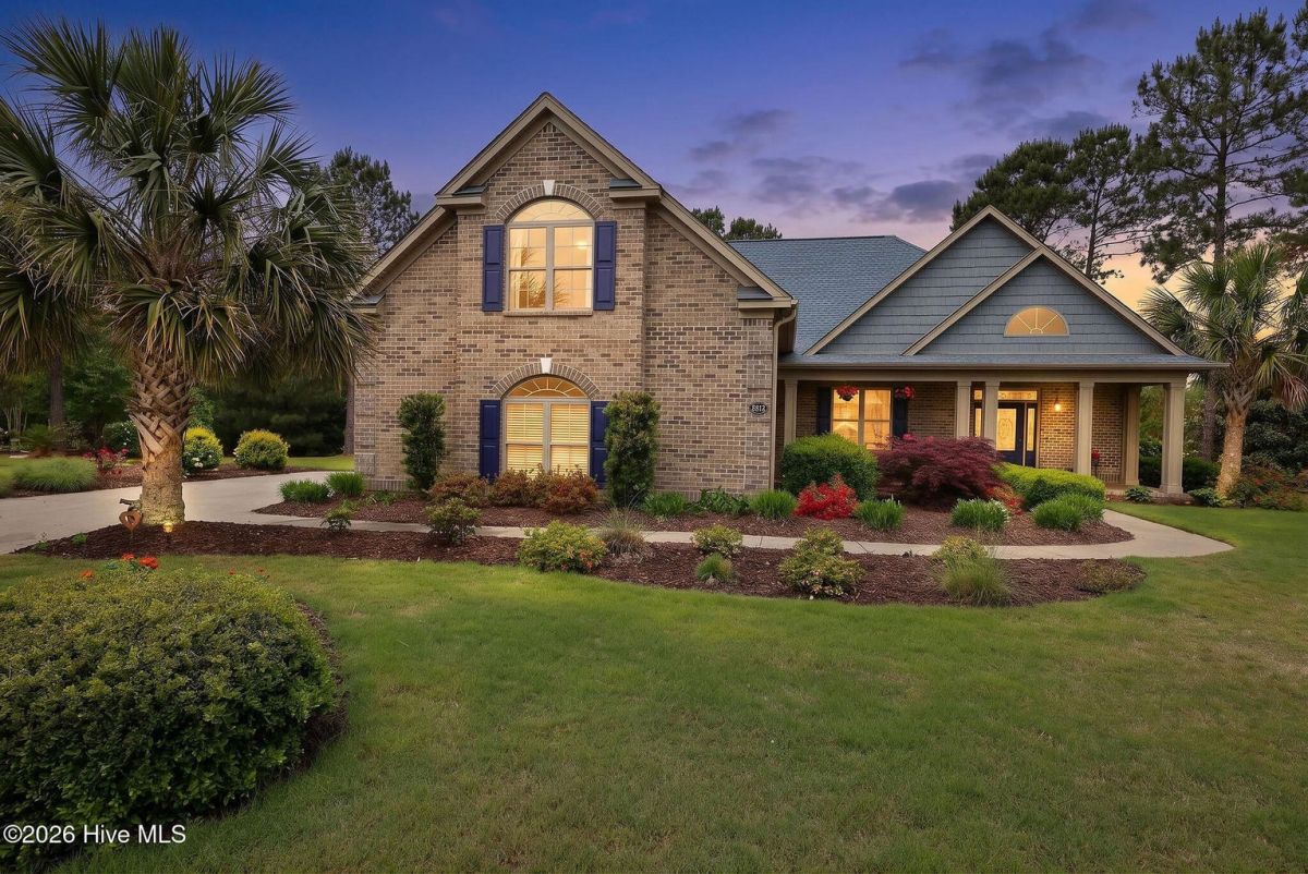 8812 Maple Ash Trail