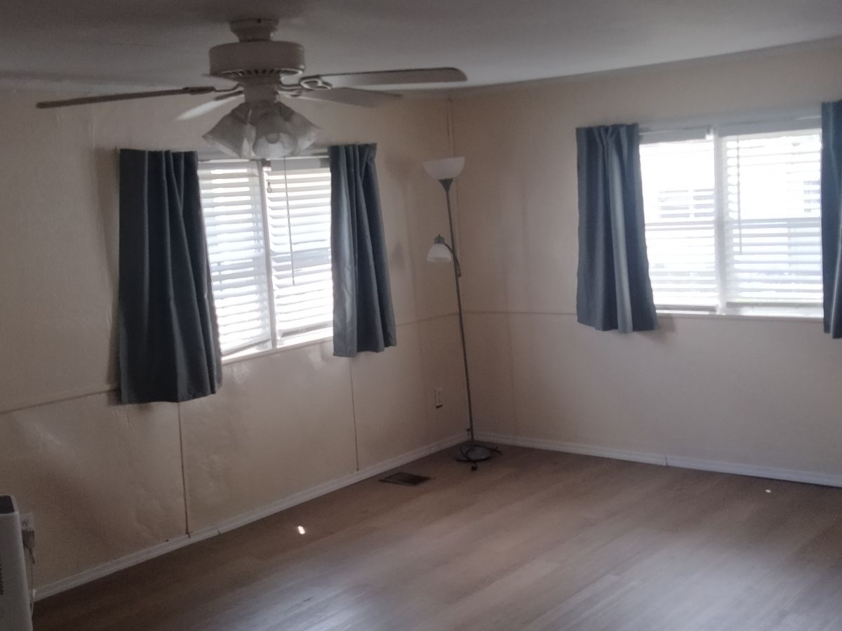 15430 LAKESHORE VILLA DRIVE