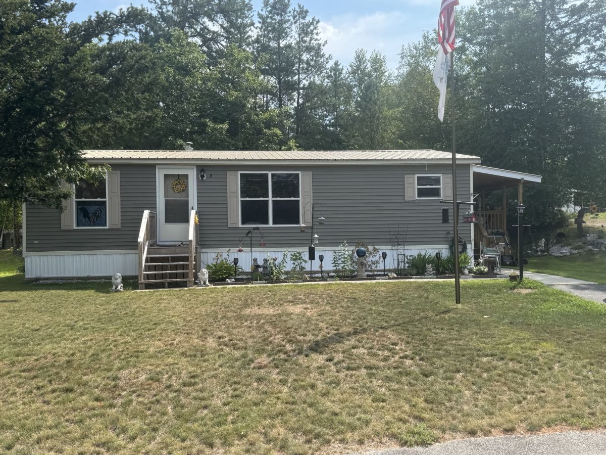 8 Dogwood Dr