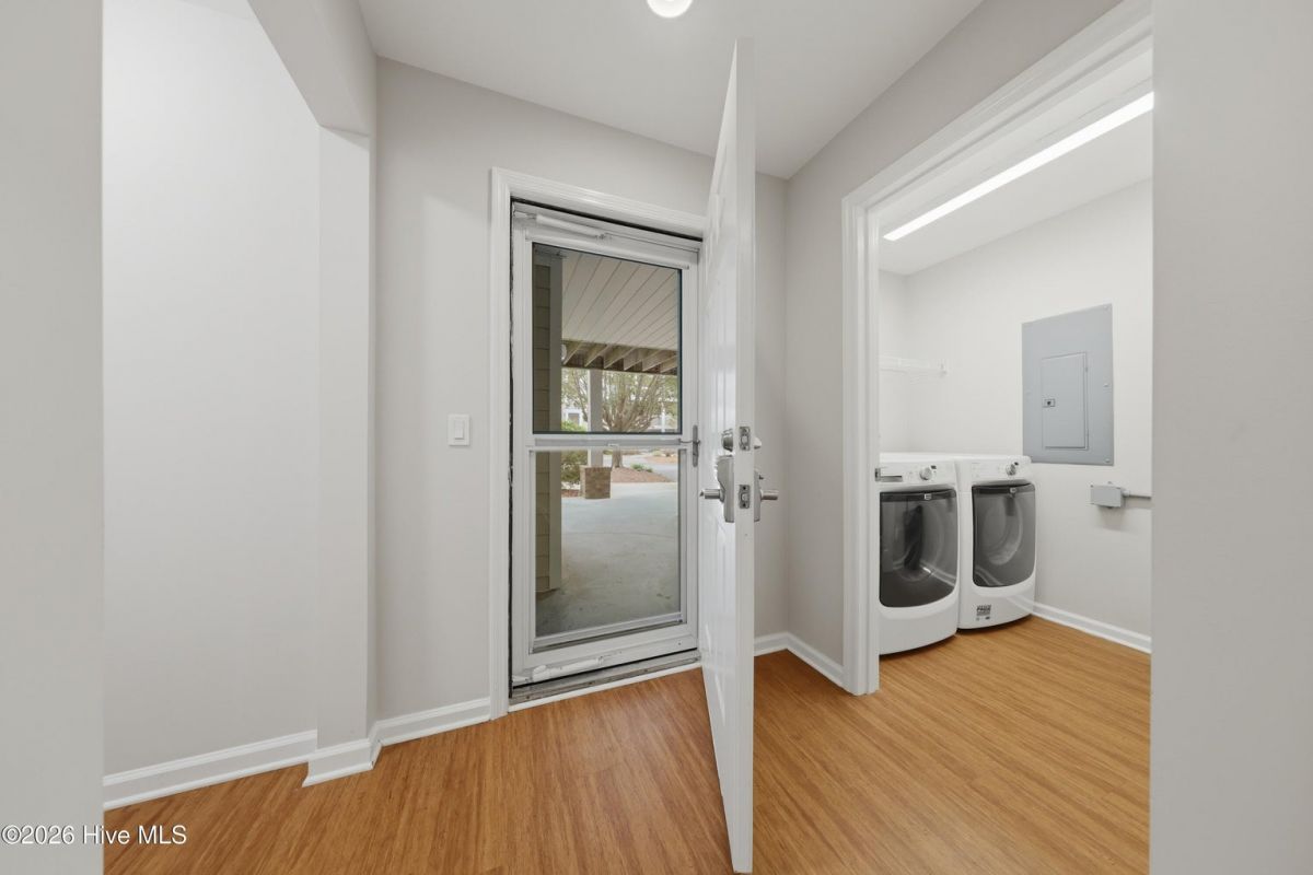 3350 Club Villas Drive