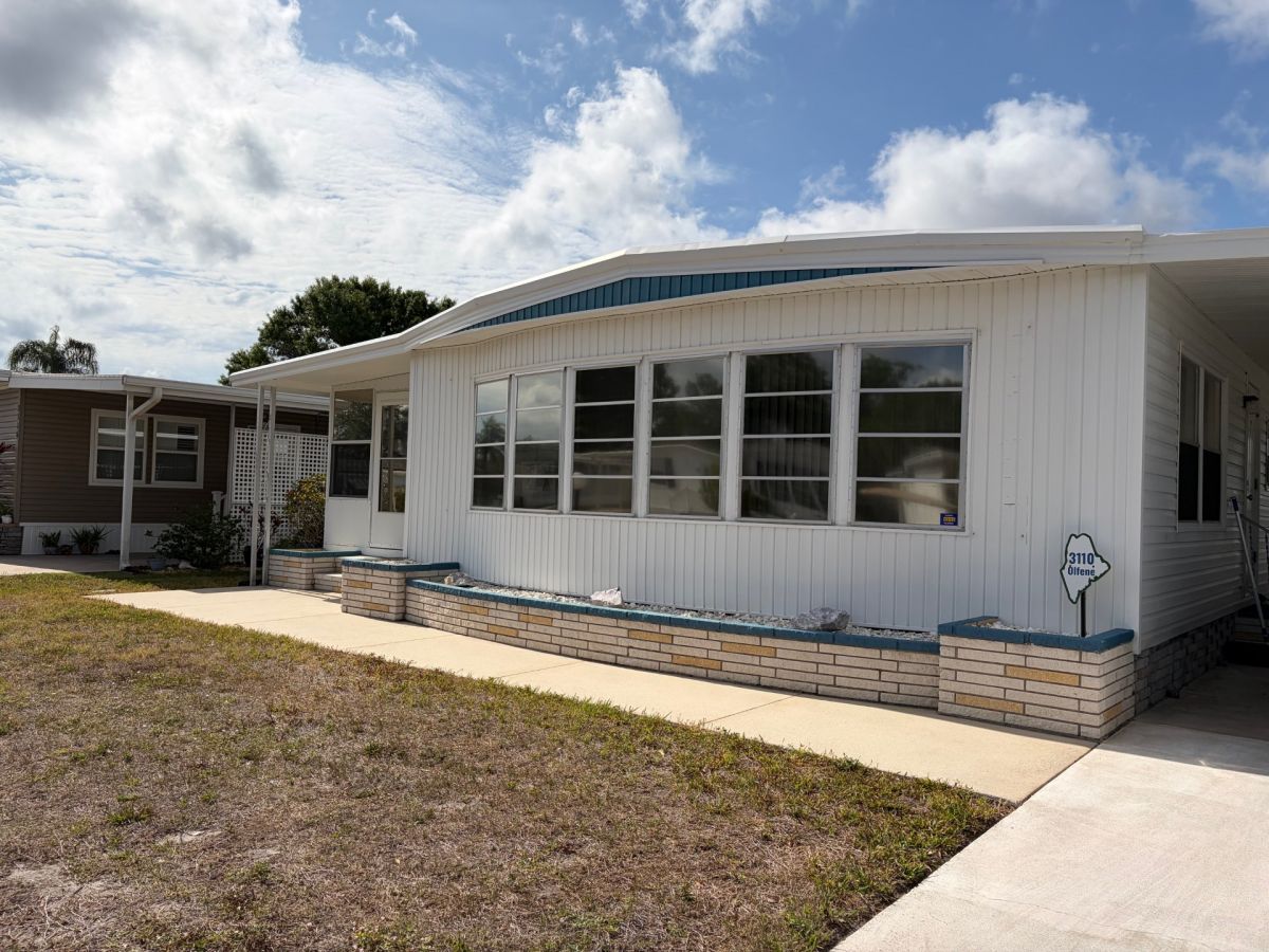 3110 Saralake Blvd.