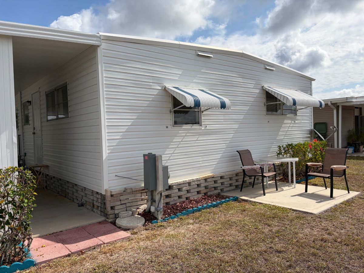 3110 Saralake Blvd.