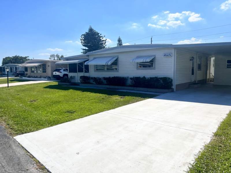 8585 Crown Drive, #269