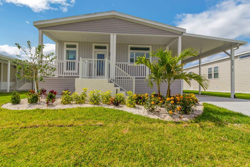 4438 Lady Beverlee Court South