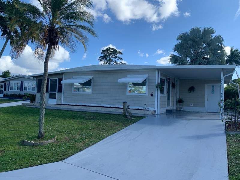 4428 Royal Manor Blvd, Lot #233