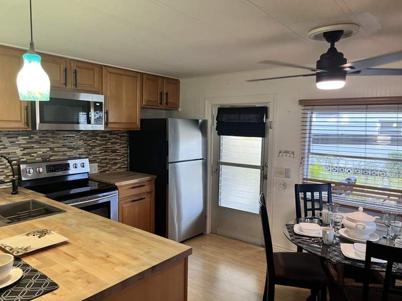 4428 Royal Manor Blvd, Lot #233