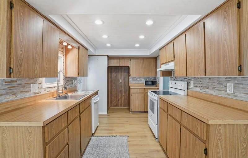 1200 Teahouse Drive