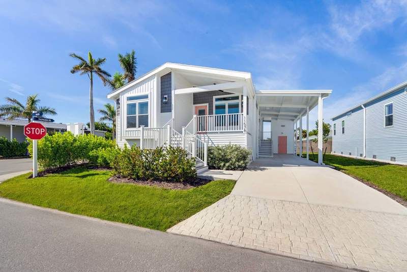 11578 Palm Dr