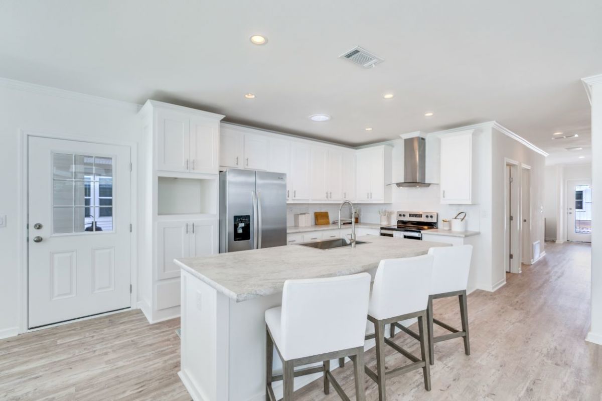11579 Palm Dr