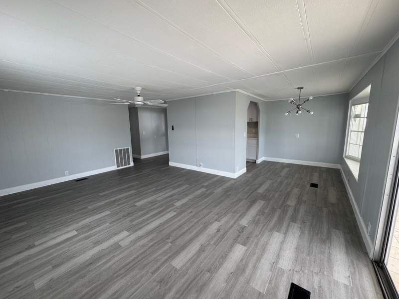 1811 Flamingo Pl