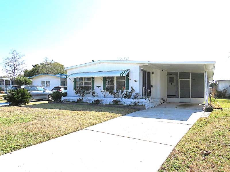 943 Laura St.