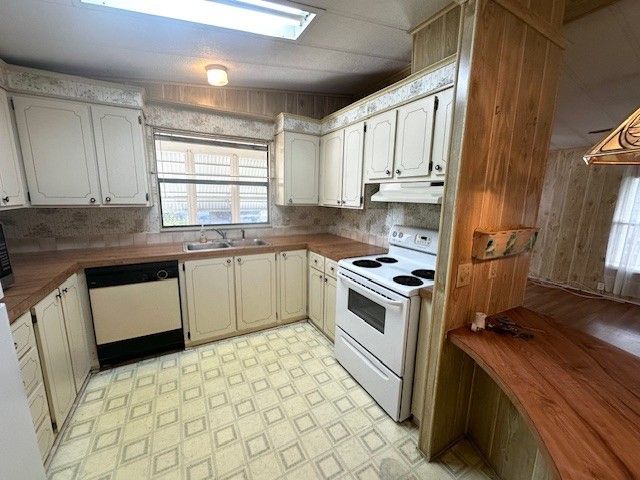 5200 28th Street North, #627