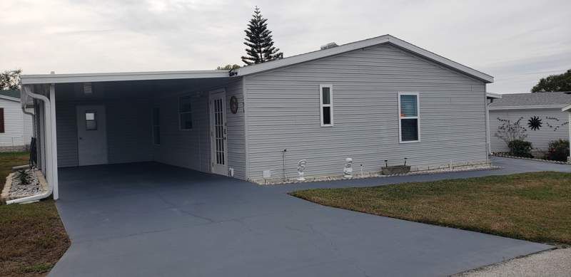 305 S. Val Vista Drive #372