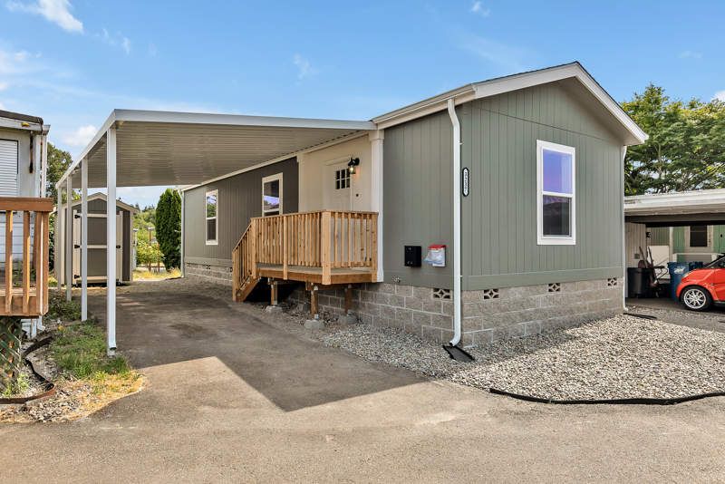 3237 S 182nd Pl