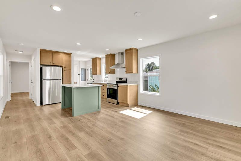 3237 S 182nd Pl