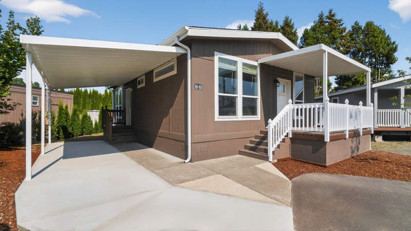 2200 Lancaster Dr SE #18B